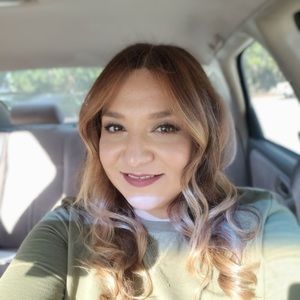 Meet your Posher, Cristina